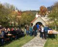 Bild: bö
An der Uferpromenade hat der Verein der Kirwaleit in Hohenburg einen Backofen gebaut. Das Probeanheizen war im Spätherbst und jetzt soll die offizielle Inbetriebnahme mit einem Backofenfest im ersten Halbjahr sein.