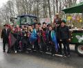 Bild: bjp
Erst "schmettern", dann "lieng": Für das Festwochenende im Mai haben die Festdamen der Feilersdorfer Feuerwehr bereits als "Schmetterlinge" auf einem Faschingszugwagen geworben. Das dreitägige Gründungsjubiläum ist aber längst nicht das einzige Glanzlicht im Trabitzer Festkalender, den die Vereine in der Gemeindeverbandssitzung eifrig füllen.