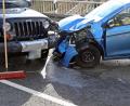 Bild: jma
Ein Jeep und ein Opel krachen auf der Kreisstraße NEW 2 frontal ineinander.