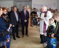 Bild: bö
Einweihung der neuen Pfarrbücherei in Rieden (von links): Christina Schnödt vom Sankt Michaelsbund Regensburg, Büchereileiterin Irene Meier, Pfarrgemeinderatssprecher Josef Weinfurtner, Bürgermeister Erwin Geitner und Pfarrer Gottfried Schuhbach.