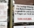 Bild: Petra Hartl
Das Weidener Rathaus hat für den allgemeinen Parteiverkehr geschlossen. Ohne Termin geht selbst in dringenden Fällen nichts. Der Jugendhilfeausschuss fiel am Dienstag aus, weitere sollen folgen.