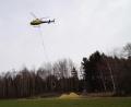 Bild: mmj
Im Gebiet Drechselberg begann per Helikopter die Waldkalkung.
