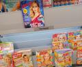 Bild: Portner
Tageszeitungen und TV-Magazine sind derzeit gefragt, wie dieses ausgeräumte Regal in einem Einkaufsmarkt in Neunburg vorm Wald zeigt.