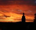 Bild: bk
Das digitale Turmblasen von der evangelischen St.-Martins-Kirche lädt ein, für ein paar Augenblicke innere Andacht zu halten.