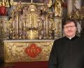 Bild: Fabian Gottschalk
Leitender Pfarrer Markus Flasinski wendet sich mit der Bitte um Gebete an die Christen.