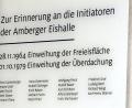 Bild: Stephan Huber
Diese Gedenktafel erinnert an die Männer, denen Amberg ein überdachtes Eisstadion zu verdanken hat. Sie alle standen damals dem Eishockeyverein ERSC nahe, der vor 70 Jahren gegründet wurde.