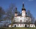 Bild: kro
Die Dreifaltigkeitskirche Kappl ist ein Magnet für die Christen in der Region. Auf die gewohnten Orgelklänge muss aber noch etwas länger verzichtet werden.