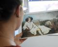 Bild: Gabi Schönberger
Goethe 1787 in der Campagna Romana: Johann Heinrich Tischbeins beste Leistung war das erste Bildnis des Weltbürgers als gebildeten Mächtigen (Bildung als Macht) und bestimmte maßgeblich die Vorstellung, die sich die Nation bis heute von ihrem größten Dichter macht. In Luhe soll bald eine Granitplatte an die Durchfahrt erinnern.