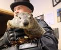 Bild: Christina Horsten/dpa
Punxsutawney hat das bekannteste aller Murmeltiere, Vorlage für den Filmklassiker "Und täglich grüßt das Murmeltier". Ständige Wiederholungen prägen unseren Alltag - bis die Krise kommt.