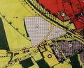 Repro: dhi
Der Lageplan zeigt das Gebiet entlang der Bundesstraße 85 und der Kreisstraße AS 6, gegenüber dem bestehenden Gewerbegebiet Edelsfeld-West.