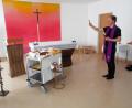Bild: Agnes Jonas/exb
Stadtpfarrer Stefan Wagner nahm die Speisenweihe im Pflegeheim Refugium vor.