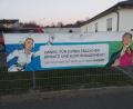 Bild: hä
Dieser Banner hängt am Zaun vor dem Gebäude der Wohngemeinschaft "Lebenswert" in der Mitterteicher Straße in Tirschenreuth.