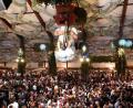 Bild: Felix Hörhager/dpa
Die Figur des Engel Aloisius hängt an der Decke des Hofbräuzelts. Ministerpräsident Markus Söder sieht wegen der Corona-Pandemie das Oktoberfest in diesem Jahr in akuter Gefahr.