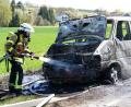 Bild: jma
Der VW-Bus brannte völlig aus: Ein Totalschaden. Das gasbetriebene Fahrzeug war am Montagnachmittag zwischen Immenstetten und Steiningloh in Flammen aufgegangen.