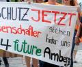 Archivbild: Stephan Huber
Mit großen Plakaten durch die Amberger Altstadt ziehen ist wegen der Coronakrise am kommenden Freitag nicht möglich. Die Aktivisten von Fridays for Future haben sich aber eine andere Form des Protestes überlegt.