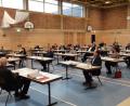 Bild: Lowak
Um genügend Abstand zu halten zu können, tagt der Stadtrat Windischenbach in der Mehrzweckhalle.