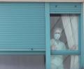 Bild: Eduardo Parra/Europa Press/dpa
Corona steht für Quarantäne und die Unmöglichkeit direkter sozialer Kontakte. Aber es kann auch eine alte Verbundenheit stärken.