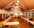 Bild: bey
Die Corona-Krise und das vorgeschriebene Einhalten von Abstand zwang zur Verlegung der Gemeinderatssitzung in das Pfarrheim Neukirchen/St.Christoph.