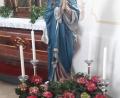 Bild: tu
In der Kreuzbergkirche Pleystein erinnert ein Altar an den Zusammenhang zwischen der Gottesmutter Maria und dem „Wonnemonat“ Mai.