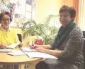 Bild: exb
Eine Kontaktaufnahme mit Marianne Fütterer und Pia Kürschner (von links) von KoKi der ist jederzeit möglich.