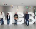 Bild: jma
v.l. Michaela Keck-Neidull, Konrektorin Anja Bräu, Peter Lehr und Schulleiter Wolfgang Bodensteiner