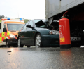 Bild: Alexander Auer
Ein Lastwagen musste auf der Amberger Straße in Kastl anhalten. Das übersah die Fahrerin hinter ihm und prallte in das Heck des Lkw.