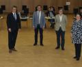 Bild: pko
Fünf Stadträte wurden von Bürgermeister Martin Birner (Mitte) und der Zweiten 
Bürgermeisterin Margit Reichl (hinten links) verabschiedet.