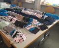 Bild: exb
Die Mitarbeiter von Constantia Pirk tragen auch am Arbeitsplatz Nase- und Mundmasken. Freiwillige haben 2000 dieser Masken unentgeltlich genäht.