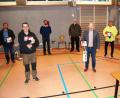 Bild: sm
Bürgermeister Ernst Schicketanz (rechts) verabschiedete die ausgeschiedenen Gemeinderatsmitglieder (von links) Holger Buscholl, Jürgen Füssl, Peter Schramek, Karlheinz Krall, Thomas Zahner und Rudi Enzmann.