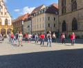 Bild: Houschka
Der Flashmob der Line Dancer auf dem Amberger Marktplatz..