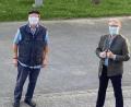 Bild: exb
Die Stadträte der FDP/Freie Wähler-Fraktion wählten Christoph Skutella (Zweiter von links) als Nachfolger von Reinhold Wildenauer (rechts) an die Spitze und übten Kritik an der SPD.