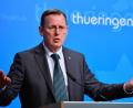 Bild: Martin Schutt/dpa
Im Ringen um den richtigen Weg in der Corona-Pandemie ist Thüringens Ministerpräsident Ramelow vorgeprescht und hat weitreichende Lockerungen angekündigt.