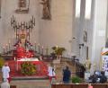 Bild: gi
Die beiden Festgottesdienste am Pfingstsonntag und -montag hielten Pfarrer Josef Most und Diakon Herbert Sturm. Die Liveübertragung aus der Pfarrkirche St. Peter und Paul aus Moosbach erfolgte durch das Team mit Manuel Balk, Stefan Rappl und Sandro Stefinger.