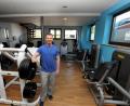 Bild: Stephan Huber
Andreas Beckenlechner freut sich, dass er am kommenden Montag, 8. Juni, endlich sein Fitnessstudio wieder öffnen darf. "Dann begrüße ich meine Mitglieder mit einem breiten Grinsen im Gesicht."