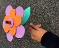 Bild: Carmen Feistauer
So sieht es aus, wenn die Blume fertig ist. Die Anleitung gibt's zum Durchklicken auch in dieser Bildergalerie.