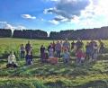 Bild: exb
Die Kitzrettungsgruppe aus Sulzbach-Rosenberg hatte Erfolg: So wie hier im Jagdrevier Illschwang bewahrten sie einige Rehkitze vor dem sicheren Tod.