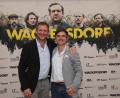 Bild: Gerhard Götz
Hauptdarsteller Johannes Zeiler (Hans Schuierer, links) und Regisseur Oliver Haffner vor dem Filmplakat. „Wackersdorf läuft an diesem Freitag ab 20.15 Uhr auf Arte.