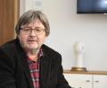 Bild: Petra Hartl
Peter Welnhofer ist seit 2011 Chef des Gregor-Mendel-Gymnasiums in Amberg. Heute feiert er seinen 65. Geburtstag.