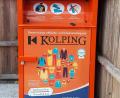 Bild: prh
Der Altkleider-Container der Kolpingsfamilie wird nicht mehr so häufig geleert. Das liegt an den momentanen Absatzschwierigkeiten der gebrauchten Textilien. Am 10. Oktober findet jedoch wieder eine Sammlungsaktion von Altkleidern und Altpapier im gesamten Stadtgebiet statt.