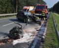 Bild: ws
Der Fahrer des VW Golf hatte am späten Montagnachmittag auf der B 15 einen schweren Verkehrsunfall verursacht.