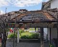 Bild: Polizei Amberg
Das Dach des Carports wurde in Mitleidenschaft gezogen. Der Schaden beläuft sich auf etwa 10.000 Euro.