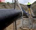 Bild: Carsten Rehder/dpa
Noch gibt es keine Gleichstrom-Erdkabel des Süd-Ost-Links durch den Landkreis Tirschenreuth. Das Bild zeigt Arbeiten an der Stromtrasse Nord-Link bei Büsum.