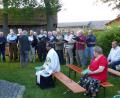 Bild: fsc
Ein fester Termin im Jahresprogramm ist die Gestaltung der Maiandacht an der Kapelle „Maria Rosenkranz“ in Querenbach;
