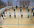 Bild: Grundschule Fensterbach/exb
Die Grundschüler freuten sich über die Masken mit Schullogo. Ermöglicht hatten sie Elternbeirat, Förderverein und die Fachlehrkräfte Andrea Hoffmann und Luise Benz.