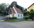 Bild: rro
Die Johannes-Kapelle prägt das Ortsbild in Prackendorf. 20 Jahre ist es her, dass das schmucke Kirchlein eingeweiht wurde.