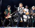 Archivbild: Carsten Rehder/dpa
Die Rockband The Rolling Stones droht US-Präsident Donald Trump mit rechtlichen Konsequenzen, da er unerlaubt Musik von der Band bei Wahlkampfveranstaltungen gespielt hat.