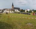 Bild: vsr
Auch beim Johannisfeuer zeigt die Krummennaaber Feuerwehr viel Einfallsreichtum. Die Aktiven nutzten die Tradition, um einen „Drive-in-Schalter“ im Bürgerpark zu eröffnen.