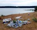 Bild: Michaela Grenda/exb
Erneut liegt viel Müll am Freizeitsee Dießfurt