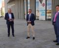 Bild: gib
Neuigkeiten im Bayern-Museum stellten (von rechts) Direktor Richard Loibl, Minister Bernd Sibler und Ex-Eishockeyspieler Alois Schloder vor.
