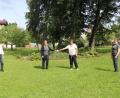 Bild: vlu
Die Spende von 300 Euro überreichte der BBV mit gebührendem Abstand an den Caritas-Hospizdienst Tirschenreuth. Von links: Ulrich Härtl (Geschäftsführer BBV Tirschenreuth), Irmgard Zintl (Kreisbäuerin), Angelika Wegmann (Caritas-Hospizdienst) und Sabine Kastner (BBV).